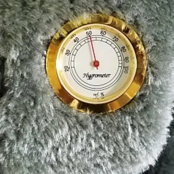 WolfPak Acoustic Guitar Polyfoam Case black with Hygrometer - Picture 4 of 4